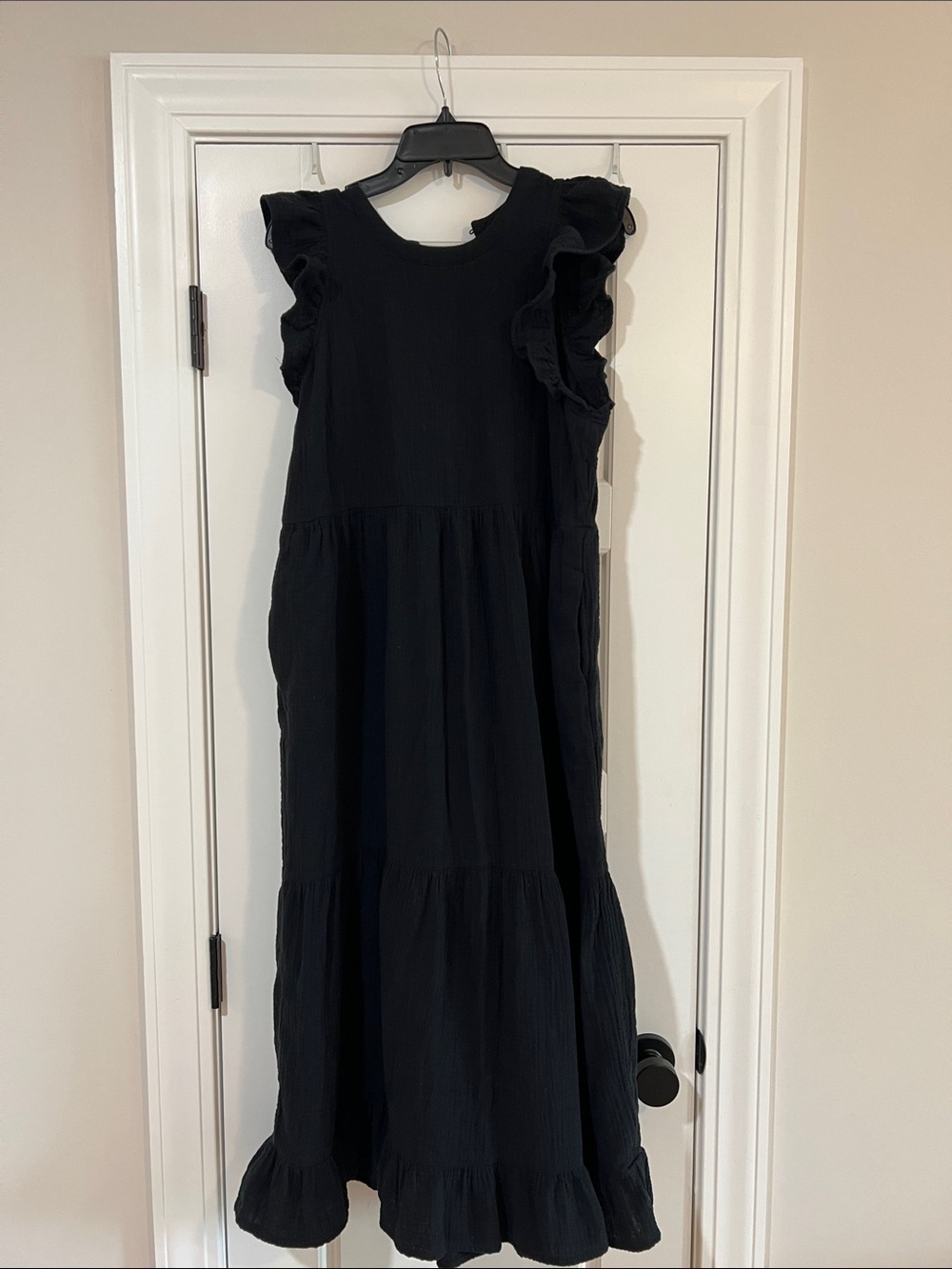Universal Thread Black Ruffle-Sleeve Tiered Midi Dress